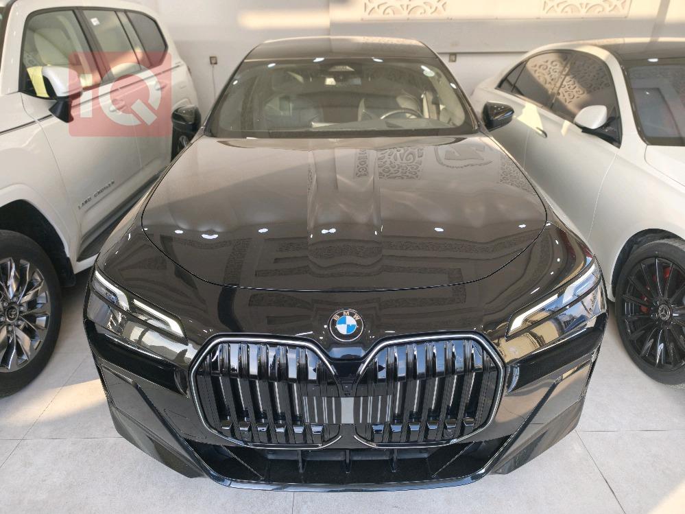 بي ام دبليو الفئة 7